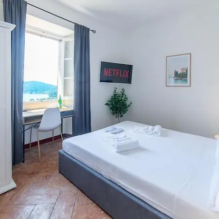 Amazing View With Jacuzzi, Private Garden And Gym Apartment *