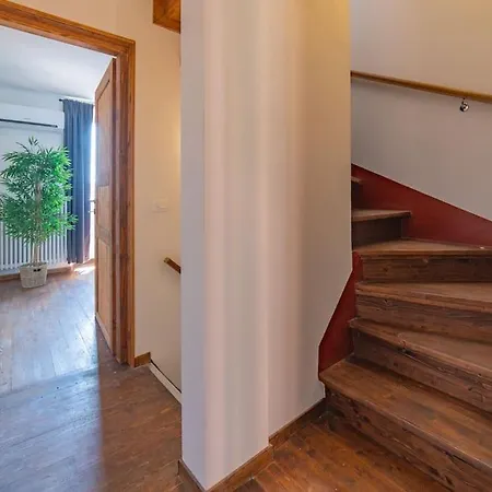 Apartment Amazing View With Jacuzzi, Private Garden And Gym *